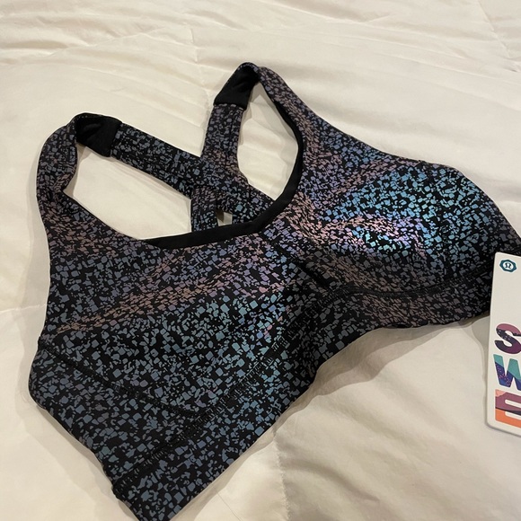 Lululemon Run N Stash Bra - Reflective - Picture 3 of 3
